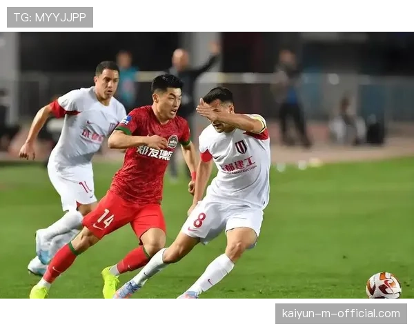 韦世豪伤愈回归阵容选择 各队主帅面临核心球员状态管理